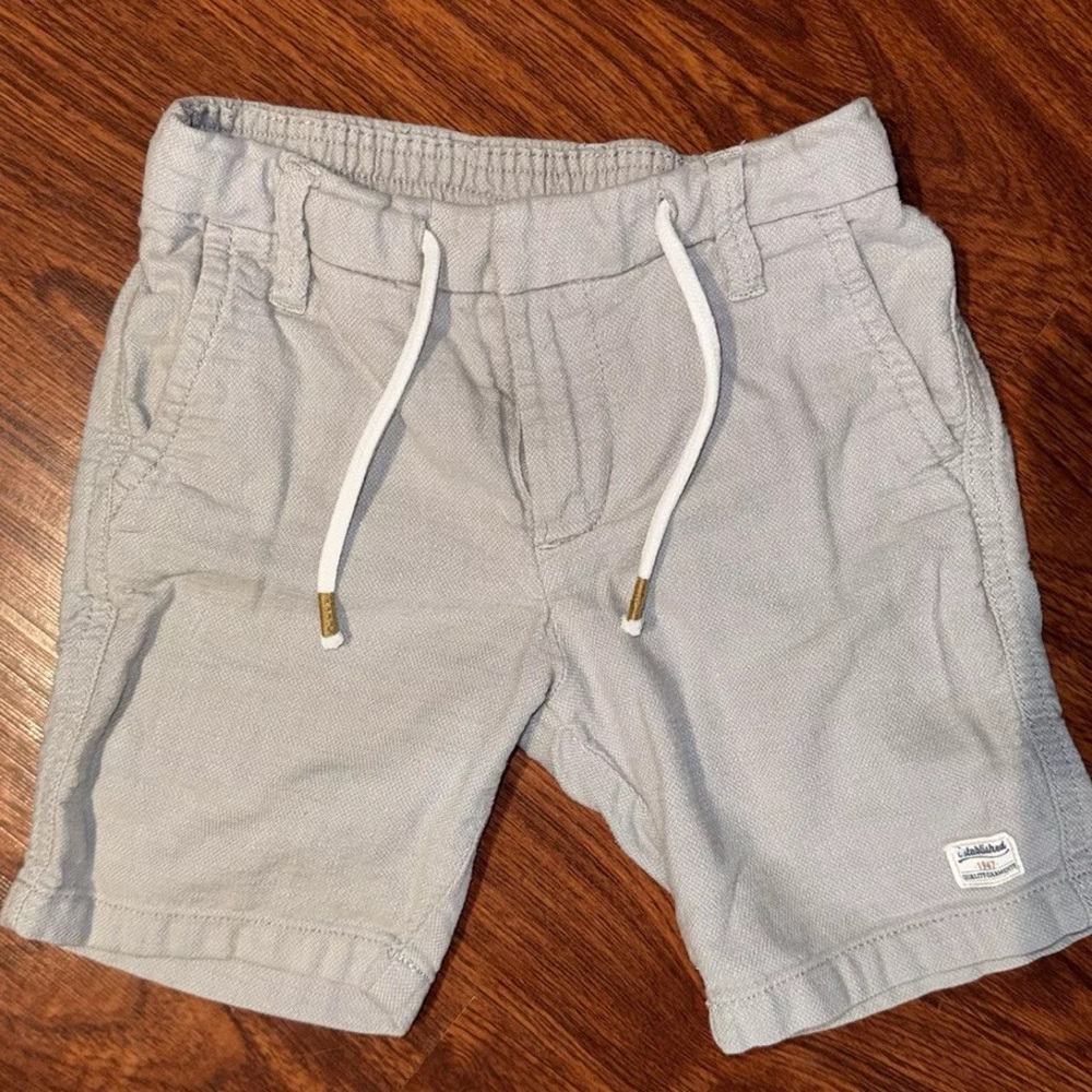 H&M SHORTS Boy’s 3T 3 KHAKI GRAY COTTON BOTTOMS DRAWSTRING BUTTON POCKETS